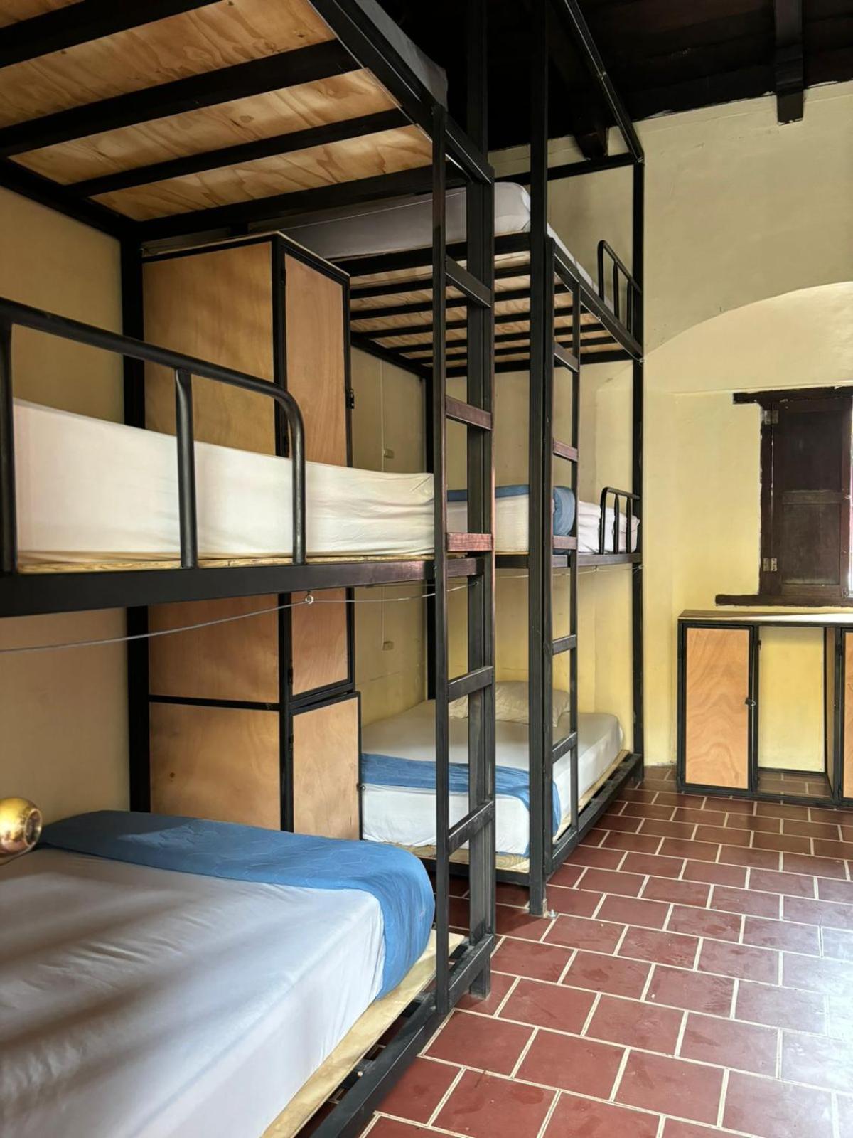 Volko Party Hostel Antigua Luaran gambar